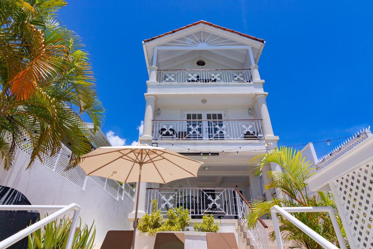 Bianca Bay 3 Bedroom West Coast Beach Front Villa سانت جيمس المظهر الخارجي الصورة